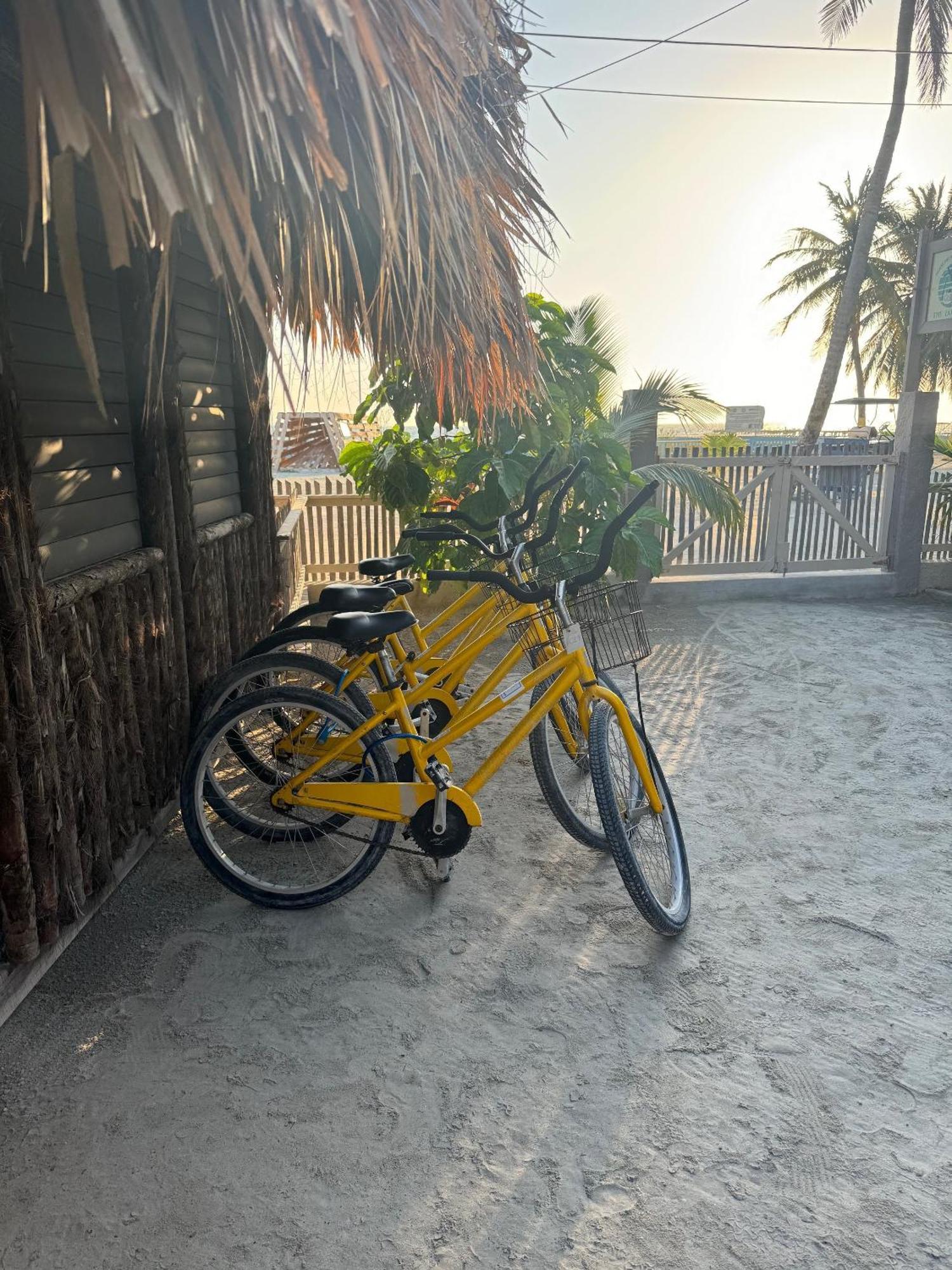 Hotel The Bounty Caye Caulker Exterior foto