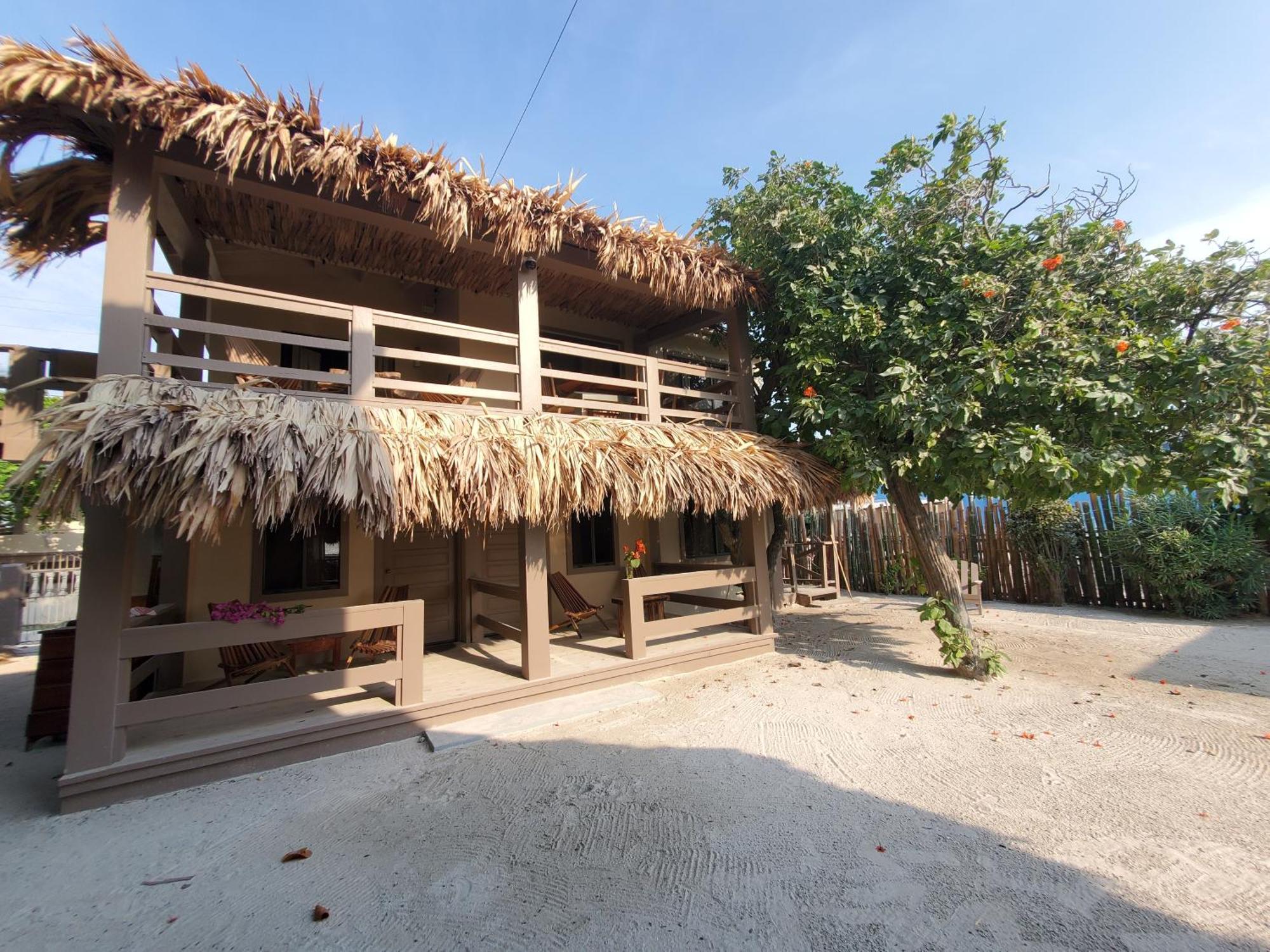 Hotel The Bounty Caye Caulker Exterior foto