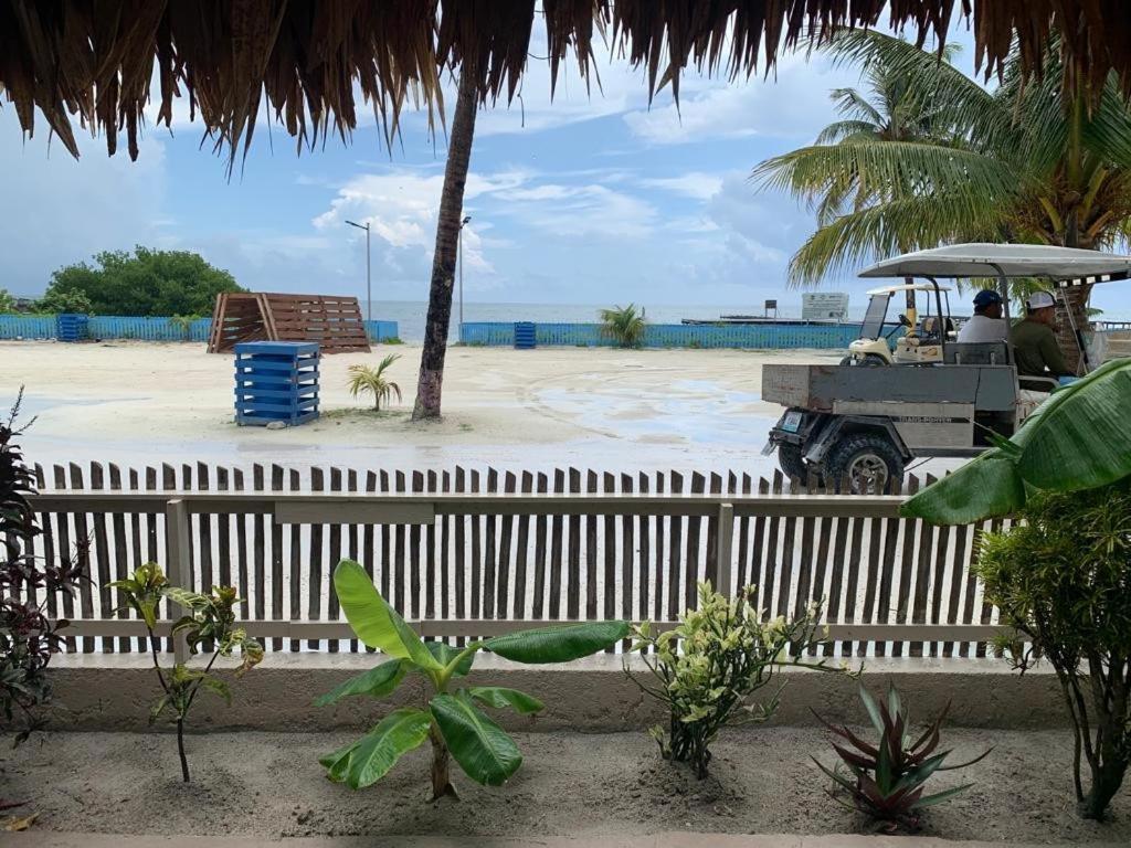 Hotel The Bounty Caye Caulker Exterior foto